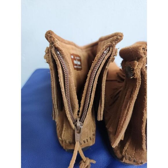 Minnetonka Women Tan Brown Suede Leather High Top Fringe Back Zipper Boots sz 9 - Picture 7 of 9